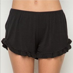 Brandy Melville black vodi shorts